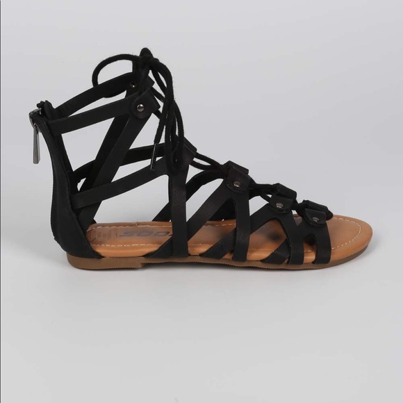 soda strappy sandals